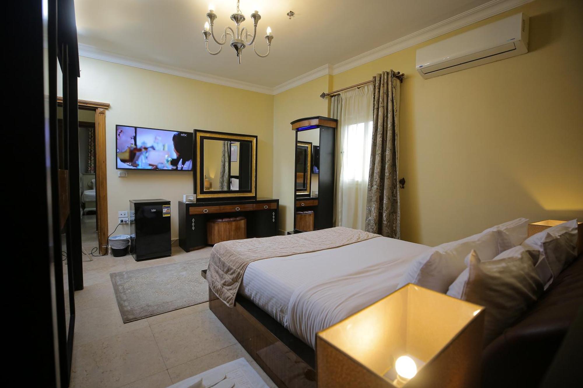 Cairo Taj Hotels & Suites - Dokki Exterior photo